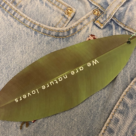 FARM Rio Light Blue Rose Embroidery Denim Flare Jeans. F34 3155721. Size 27 - Picture 6 of 16